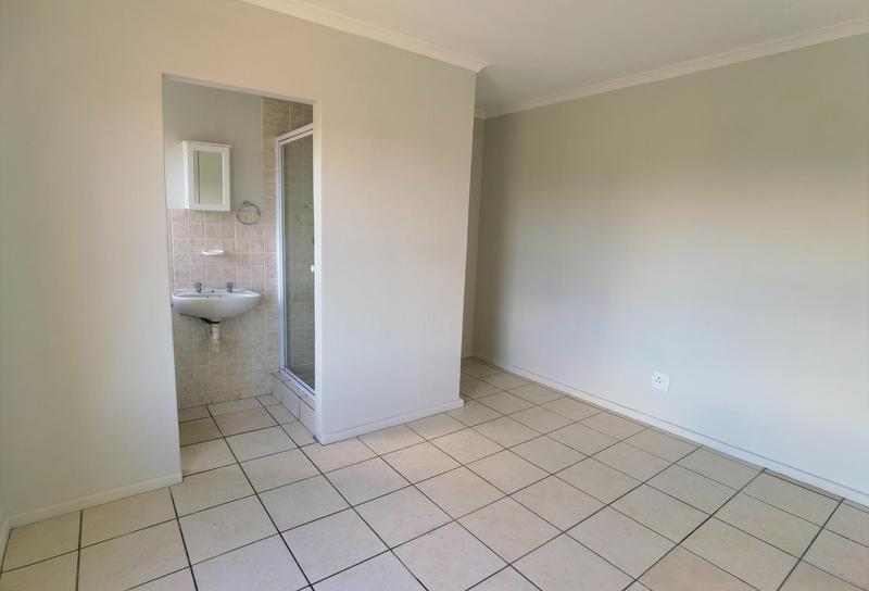 3 Bedroom Property for Sale in Marinda Park Western Cape